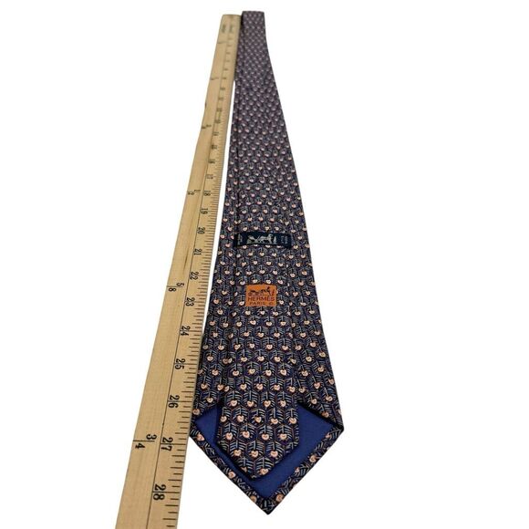 Hermes Paris Men's Blue Honeycomb Hearts Abstract Pattern Silk Necktie - Picture 8 of 9